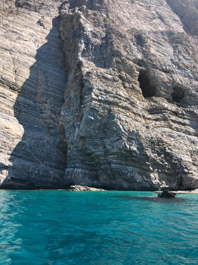 Luxus Tholos Bay Екстериор снимка